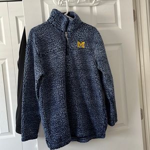 Michigan 1/4 Zip size Large